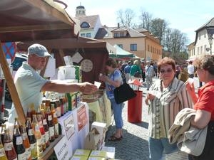 První sezóna Podblanických farmářských trhů